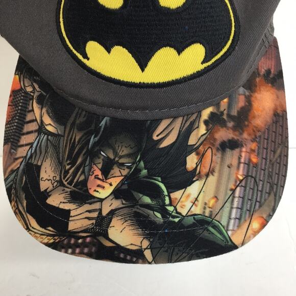 Batman DC Comics Youth Size Snapback Hat Cap Dark Gray w/Graphic & Bat Patch - Picture 2 of 14